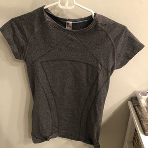 Ivivva grey fitted tee